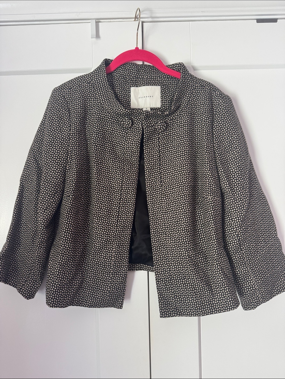 Allegory Black and White Patterned Cropped Jacket
